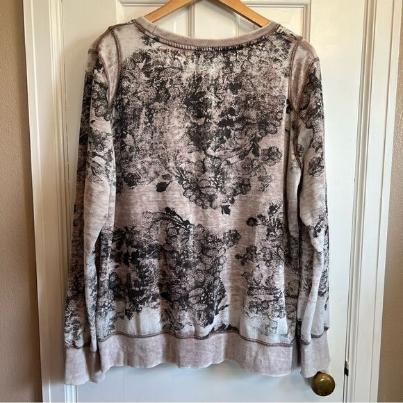 I Jeans by Buffalo Patterned bedazzled sweater - Picture 2 of 4